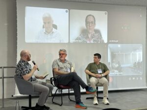 Photo 3 - Hollander Book Panel